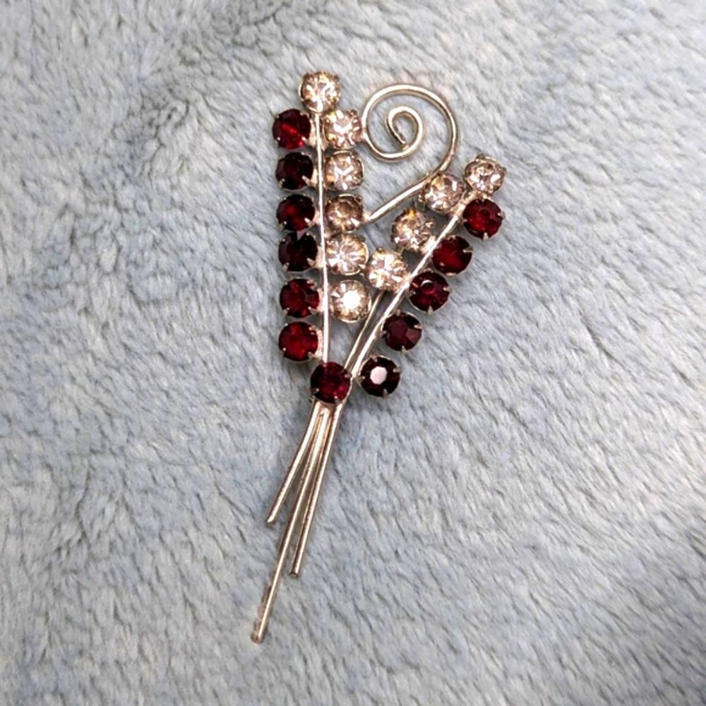 Vintage 60's Clear and Red Rhinestone - Silvertone Spray Brioche
